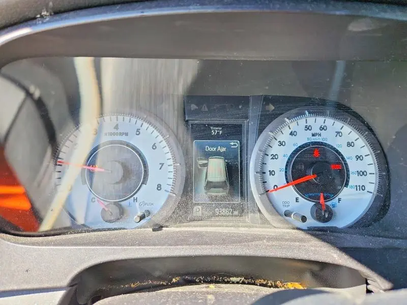 2017 TOYOTA SIENNA SE 8-PASSENGER  