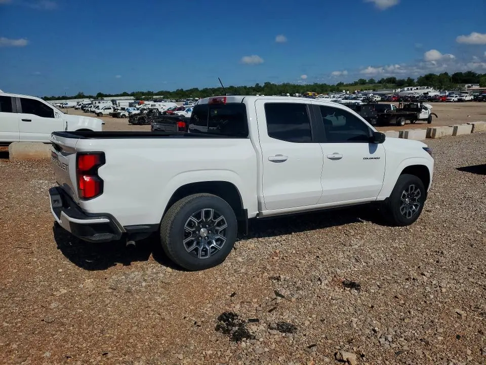 2024 CHEVROLET COLORADO LT  