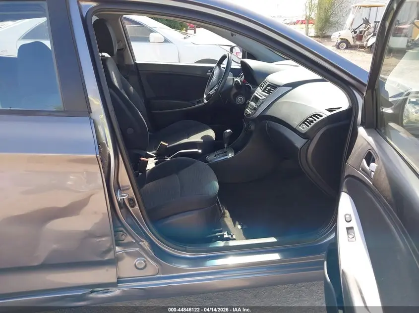 2015 HYUNDAI ACCENT GS