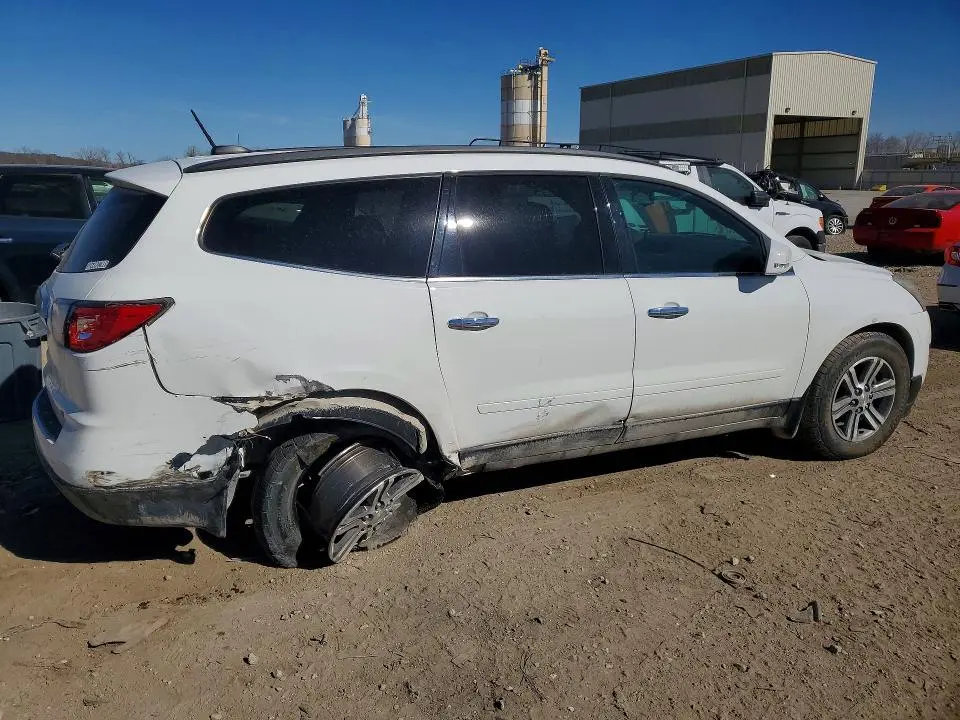 2017 CHEVROLET TRAVERSE LT  