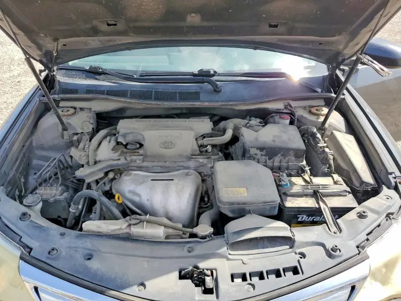 2012 TOYOTA CAMRY XLE  