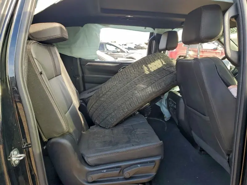 2024 CHEVROLET SUBURBAN K1500 RST  