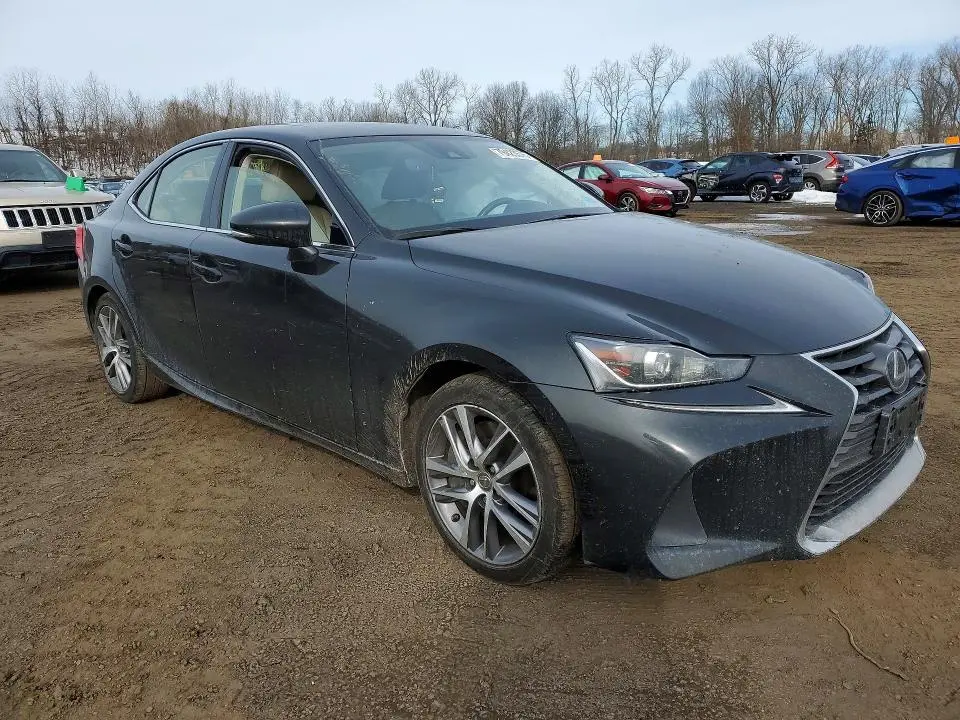 2018 LEXUS IS 300 BASE  
