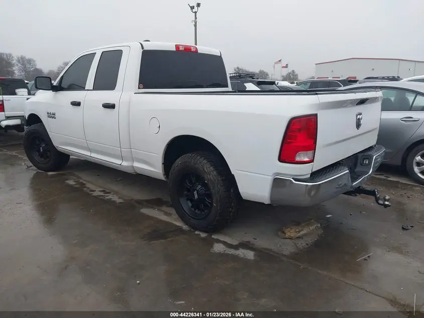 2017 RAM 1500 TRADESMAN  4X2 6'4 BOX