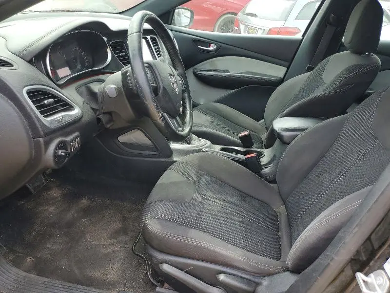 2015 DODGE DART SXT  