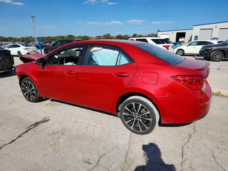 2017 TOYOTA COROLLA SE  