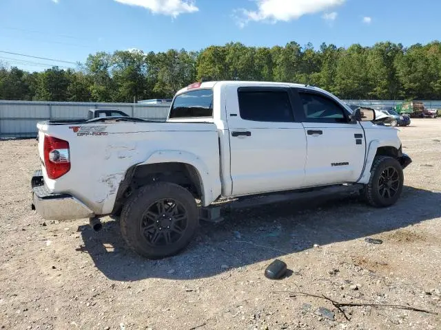 2020 TOYOTA TUNDRA CREWMAX SR5  