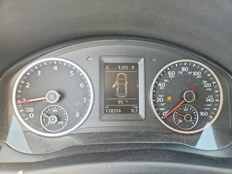 2014 VOLKSWAGEN TIGUAN S  