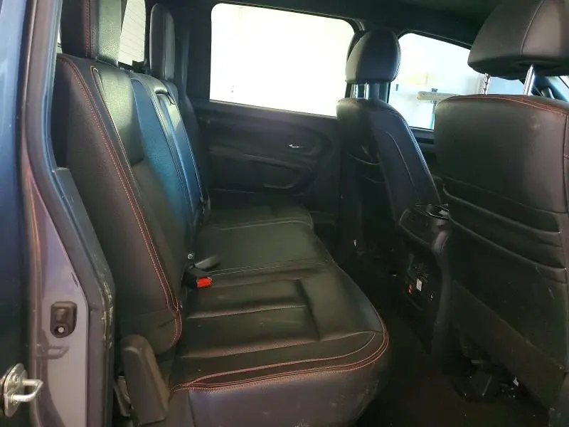 2020 NISSAN TITAN PRO-4X  
