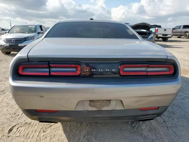 2016 DODGE CHALLENGER SXT  