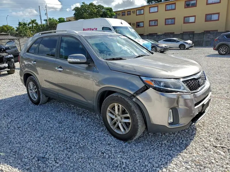2014 KIA SORENTO LX  
