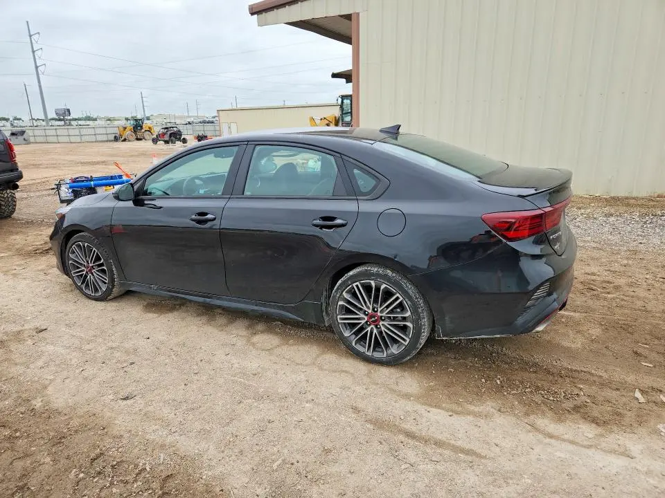 2023 KIA FORTE GT  