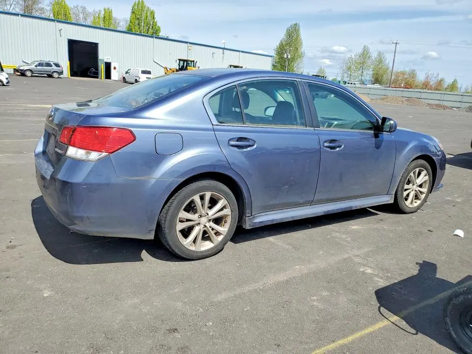 2013 SUBARU LEGACY 2.5I PREMIUM  