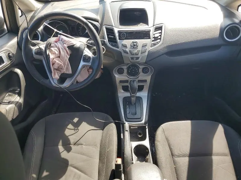 2015 FORD FIESTA SE  