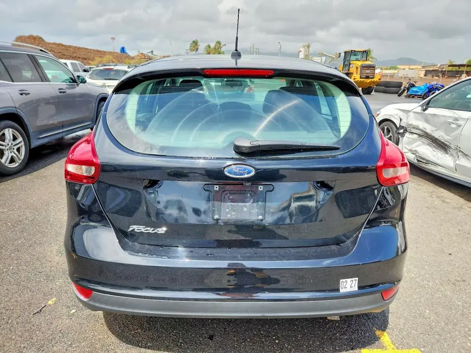2016 FORD FOCUS SE  