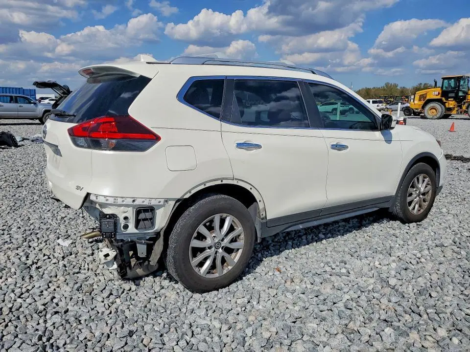 2020 NISSAN ROGUE SV  
