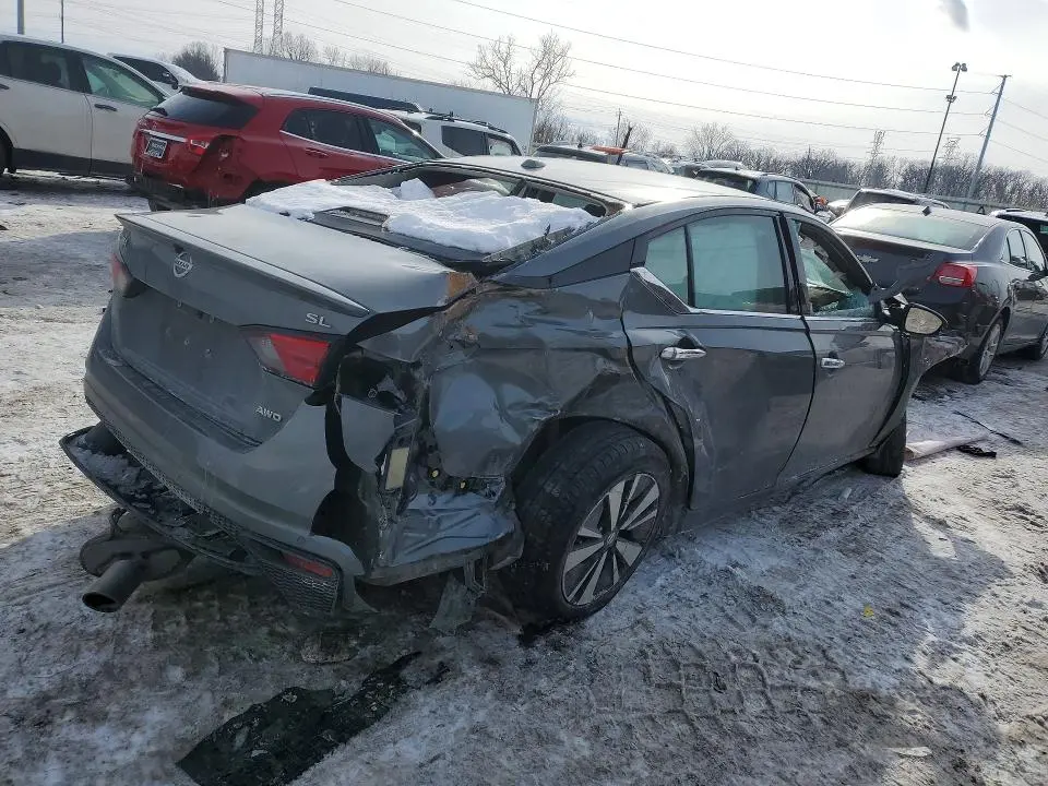 2019 NISSAN ALTIMA SL  