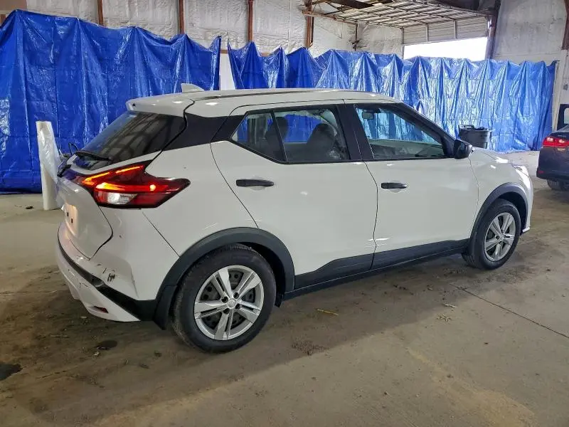 2023 NISSAN KICKS S  