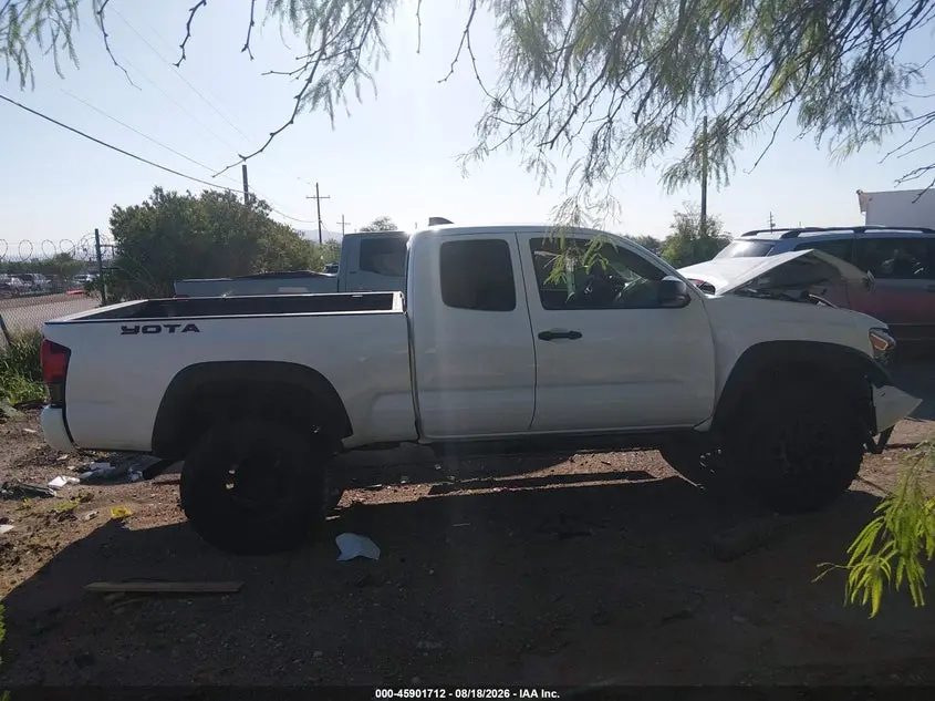 2022 TOYOTA TACOMA SR V6