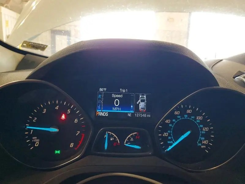 2016 FORD ESCAPE SE  