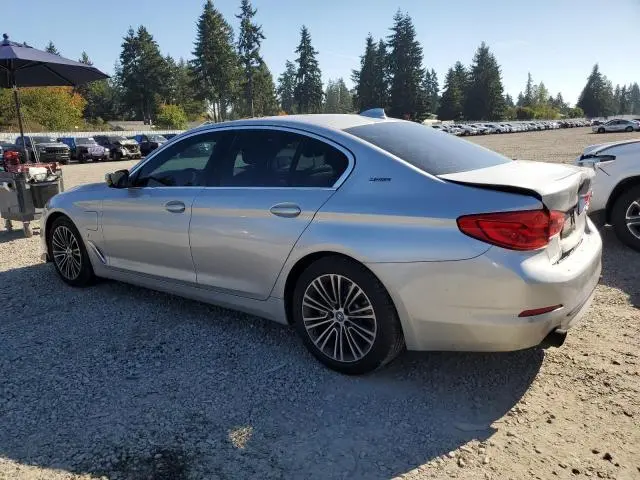 2019 BMW 530XE   
