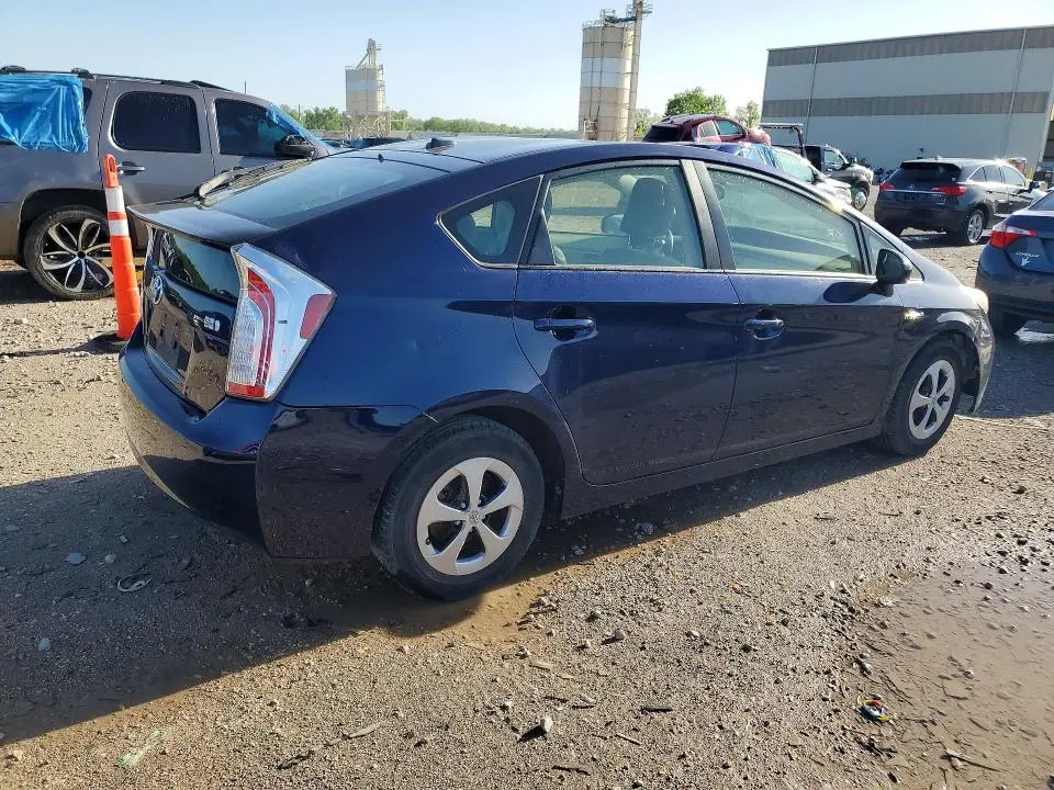 2013 TOYOTA PRIUS FOUR  