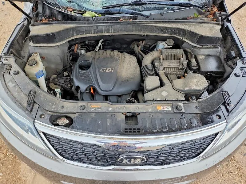 2014 KIA SORENTO LX  