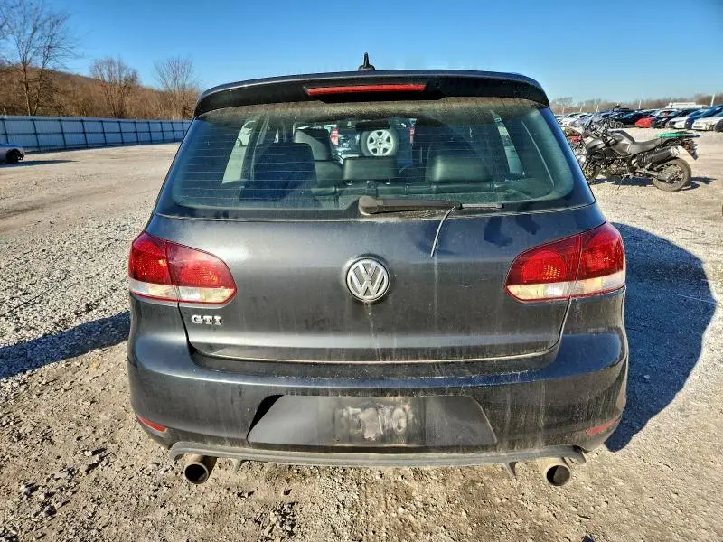 2010 VOLKSWAGEN GTI   
