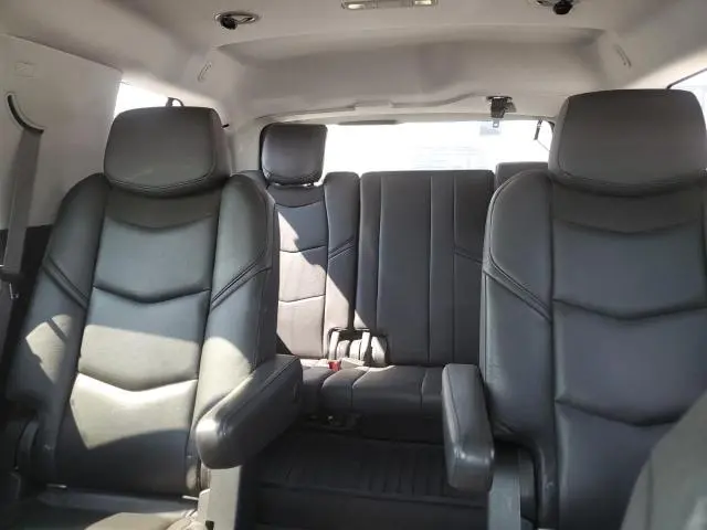 2019 CADILLAC ESCALADE LUXURY  