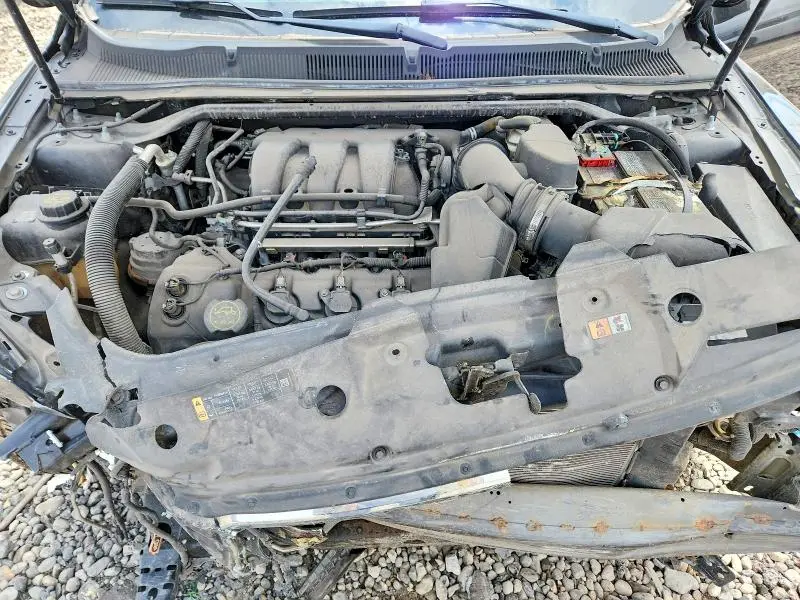 2018 FORD TAURUS SEL  
