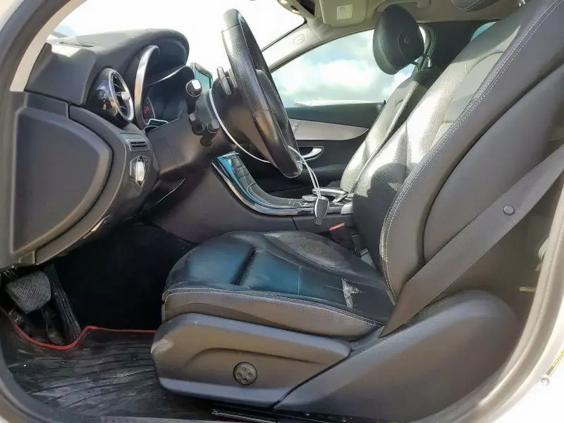 2016 MERCEDES-BENZ C 300  