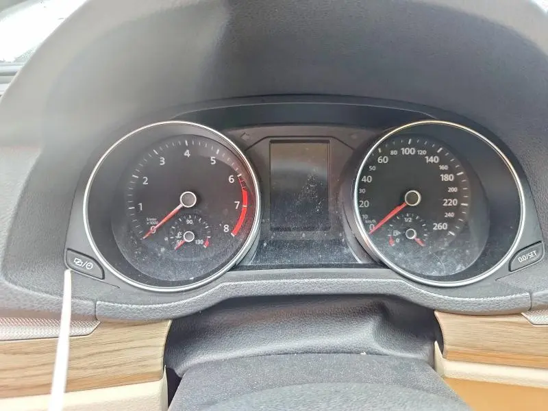 2016 VOLKSWAGEN PASSAT SEL  