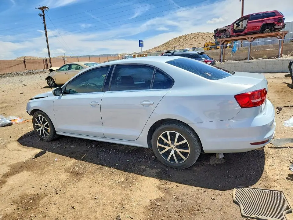 2017 VOLKSWAGEN JETTA SE  