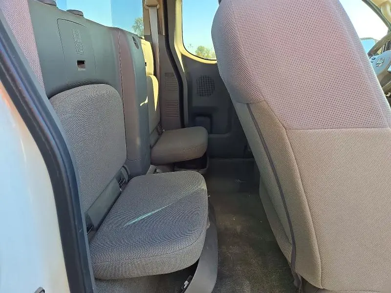 2016 NISSAN FRONTIER S  
