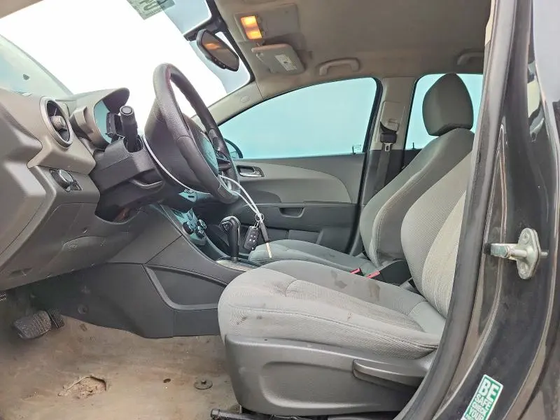 2015 CHEVROLET SONIC LT  