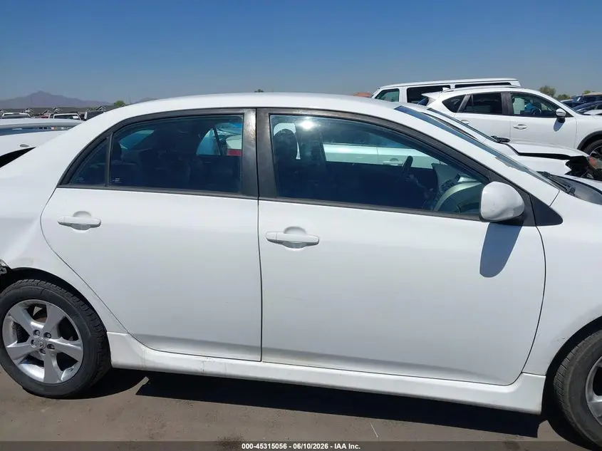2013 TOYOTA COROLLA S