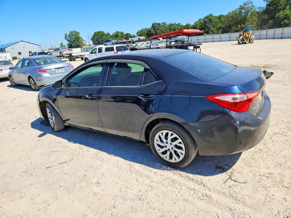 2017 TOYOTA COROLLA LE  