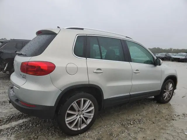 2012 VOLKSWAGEN TIGUAN S  
