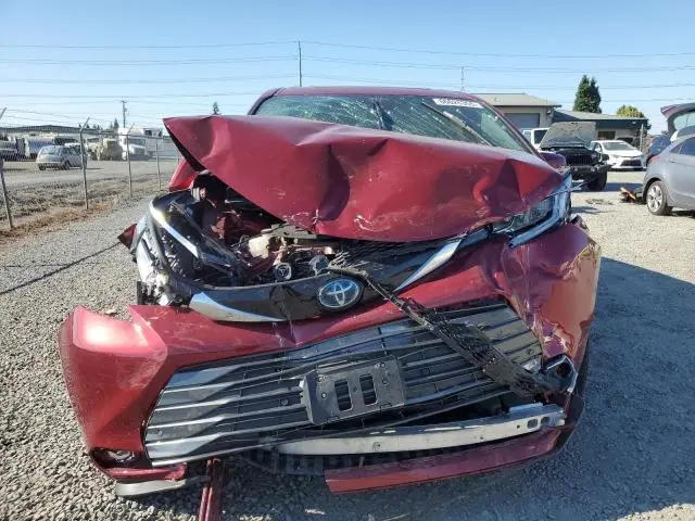 2021 TOYOTA SIENNA LIMITED  