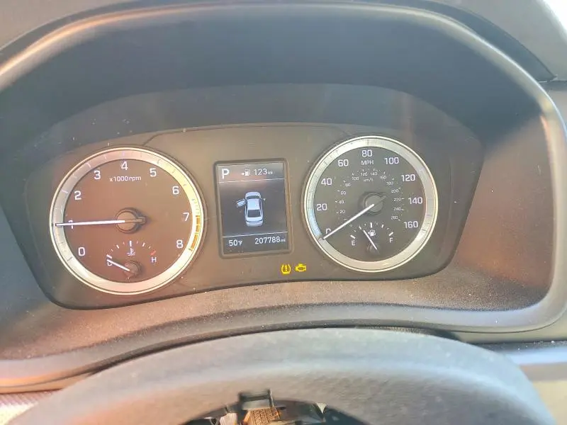2019 HYUNDAI SONATA SE  
