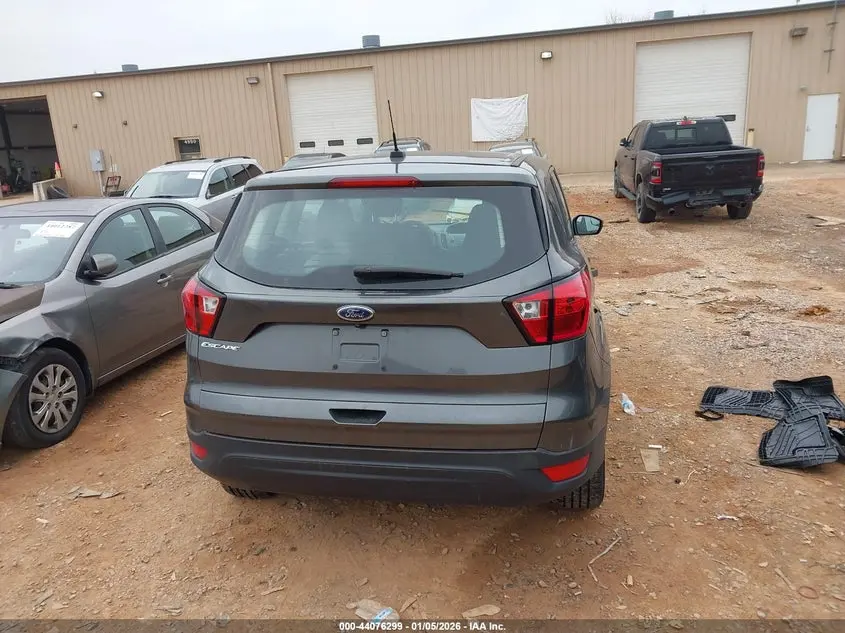 2019 FORD ESCAPE S