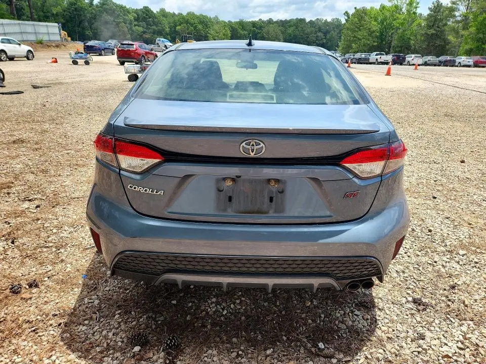 2020 TOYOTA COROLLA SE  