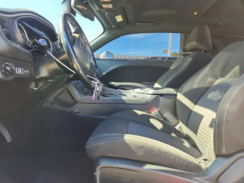 2020 DODGE CHALLENGER SXT  