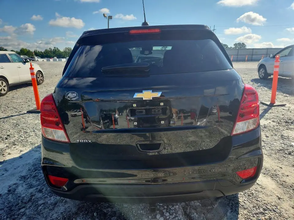 2022 CHEVROLET TRAX LS  