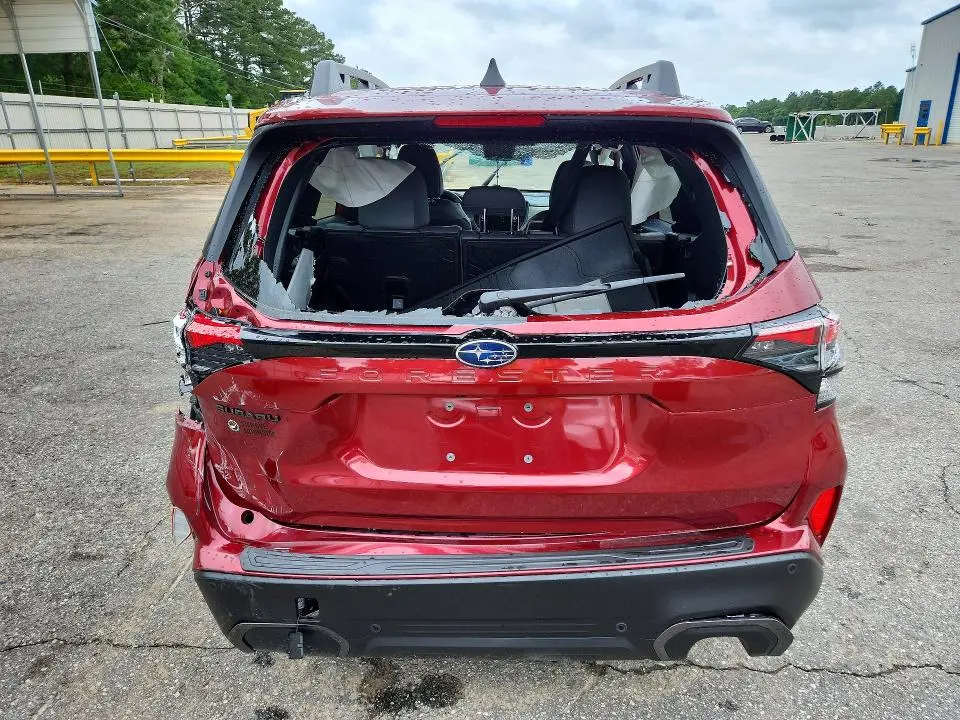 2025 SUBARU FORESTER LIMITED  