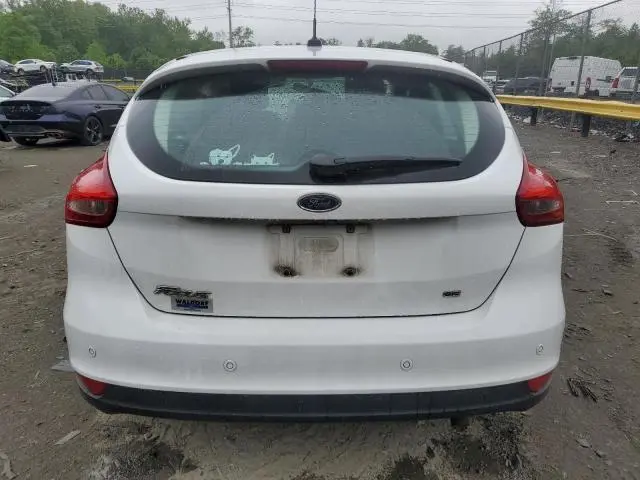 2016 FORD FOCUS SE  