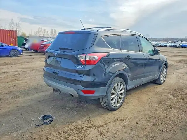 2017 FORD ESCAPE TITANIUM  