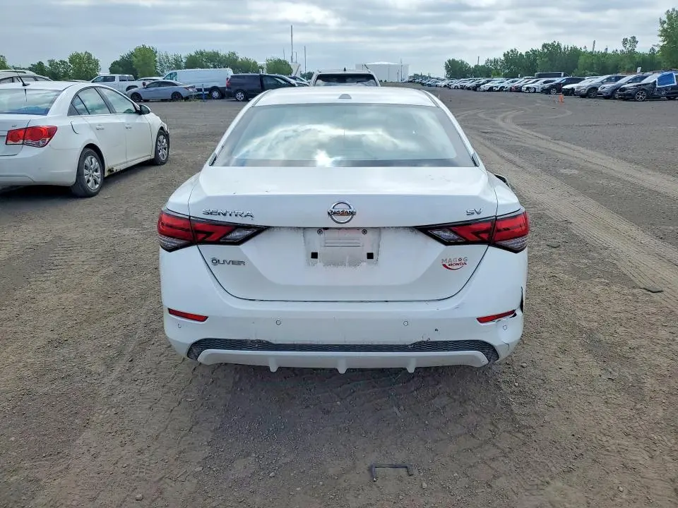 2021 NISSAN SENTRA SV  