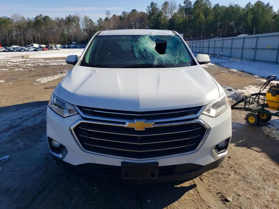 2020 CHEVROLET TRAVERSE LT  