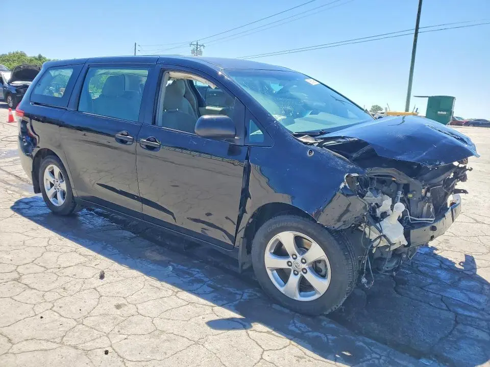 2014 TOYOTA SIENNA L 7-PASSENGER  